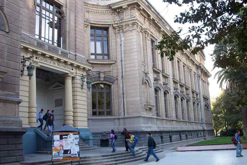 EscuelaIngenieriaUCh2